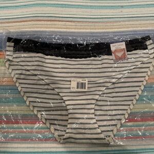 St Eve Elegant Striped Women's Panties with  Lace Trim Size XL